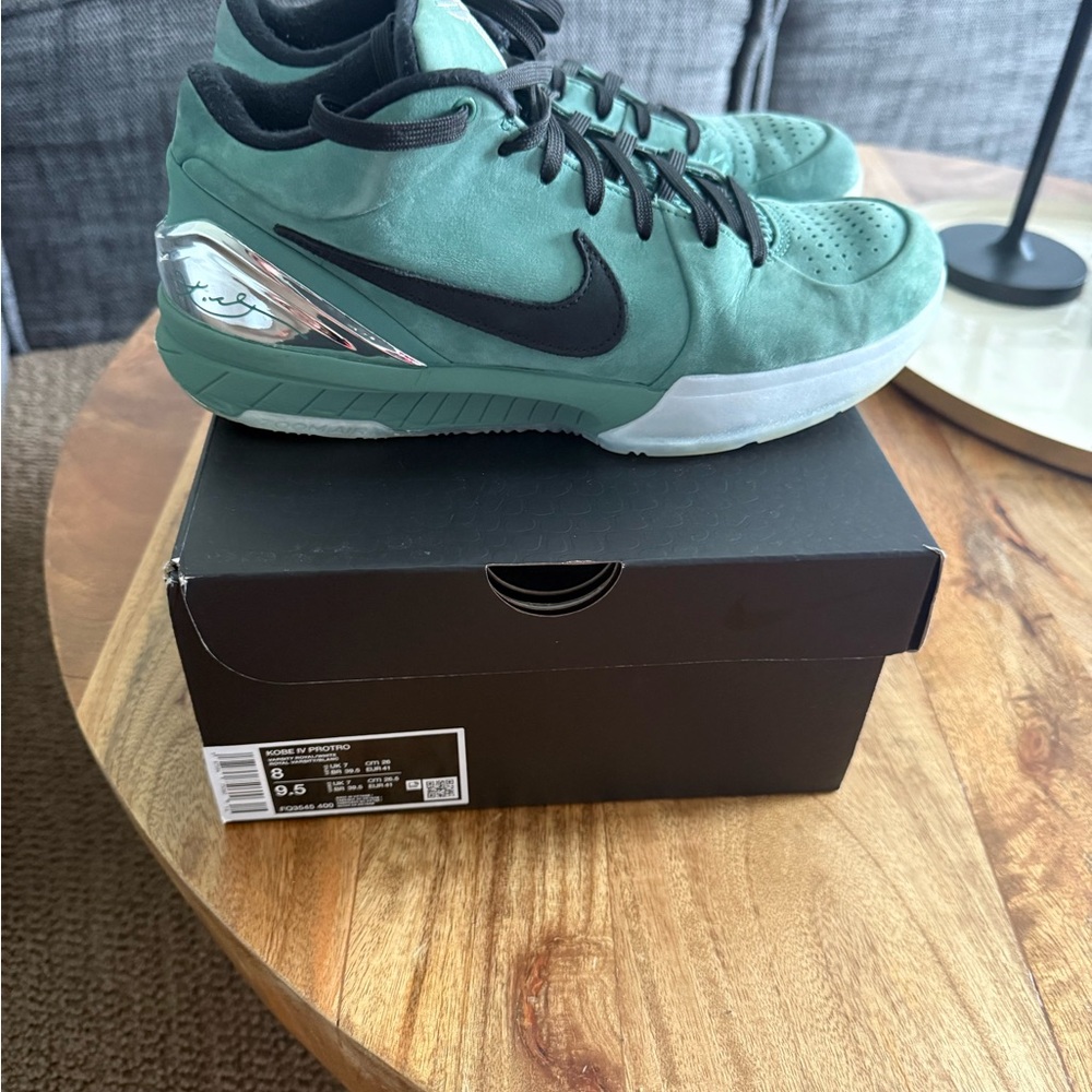 Nike Men's Kobe IV Protro Girl Dad